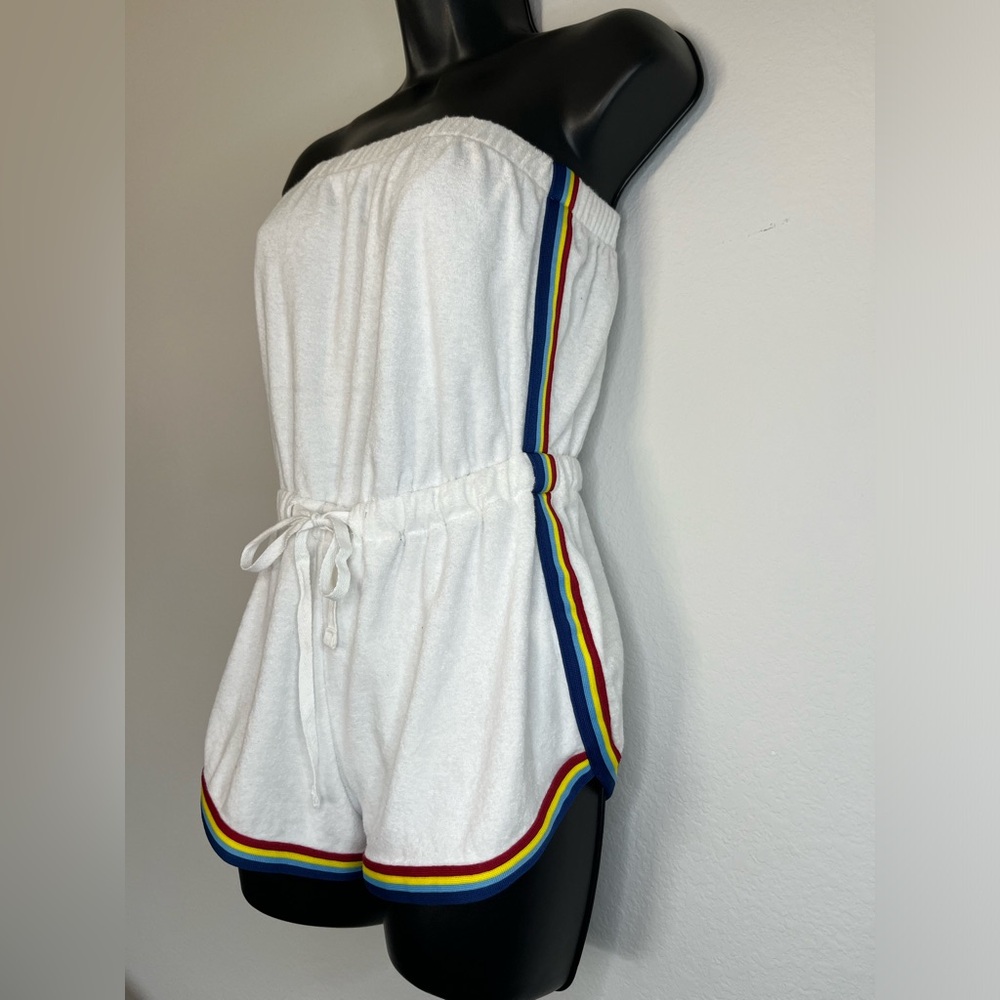 Forever 21 | White W/ Rainbow Trim Romper | size small